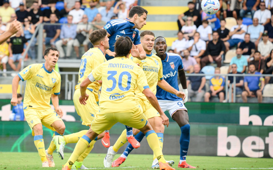 Frosinone vs Como (20:00 - 20/09)