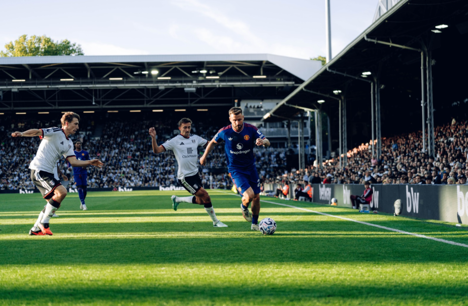 Fulham vs Manchester United (22:30 - 20/09)