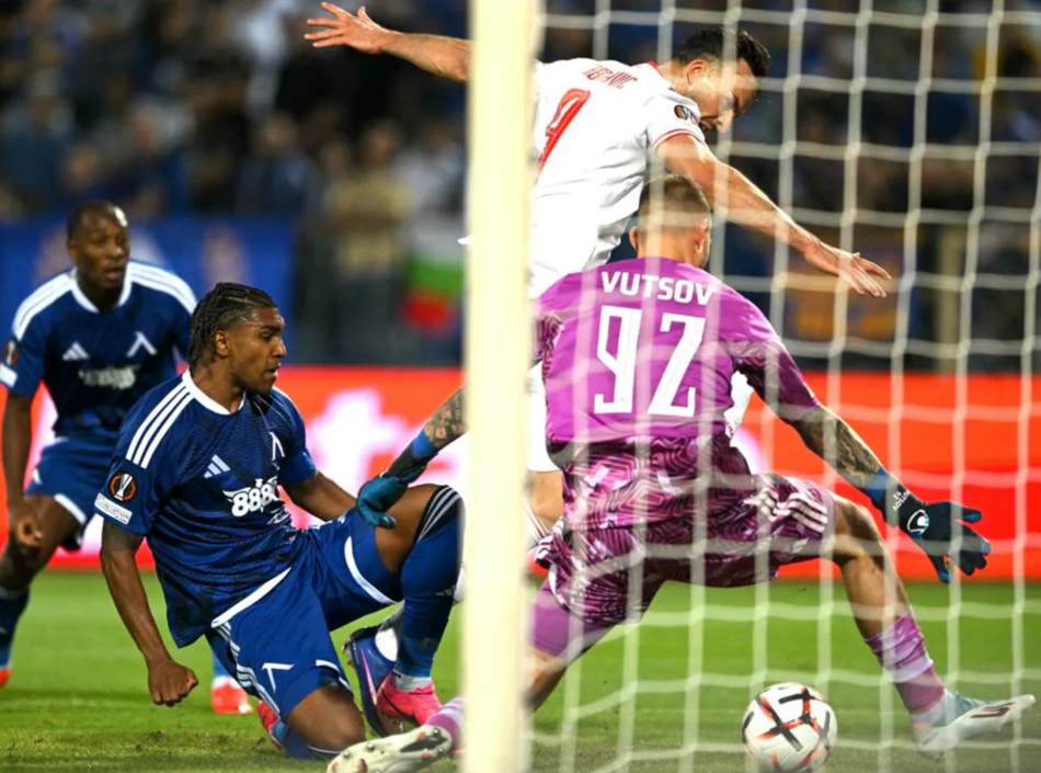 Levski Sofia vs Red Bull Salzburg (23:45 – 17/09)