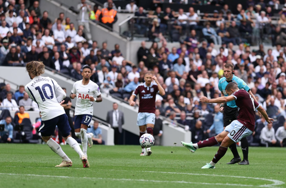 Tottenham vs Aston Villa (18:30 - 19/09)